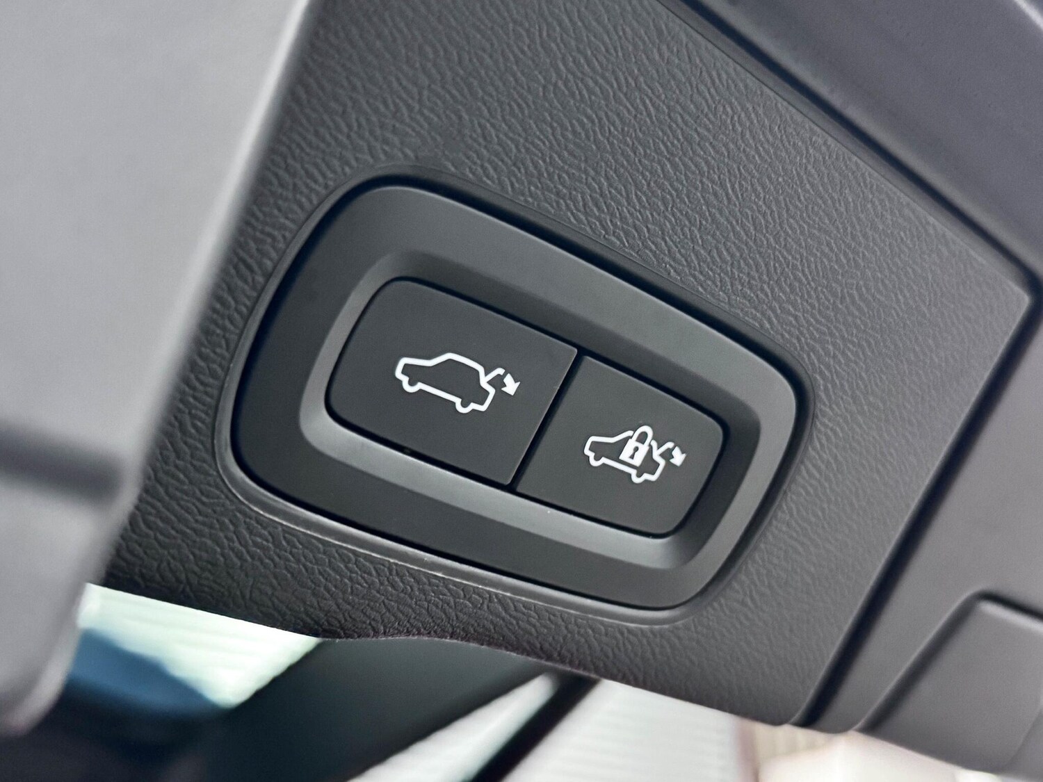 Used Volvo XC60 2021 for sale - 77377062: Photo 13