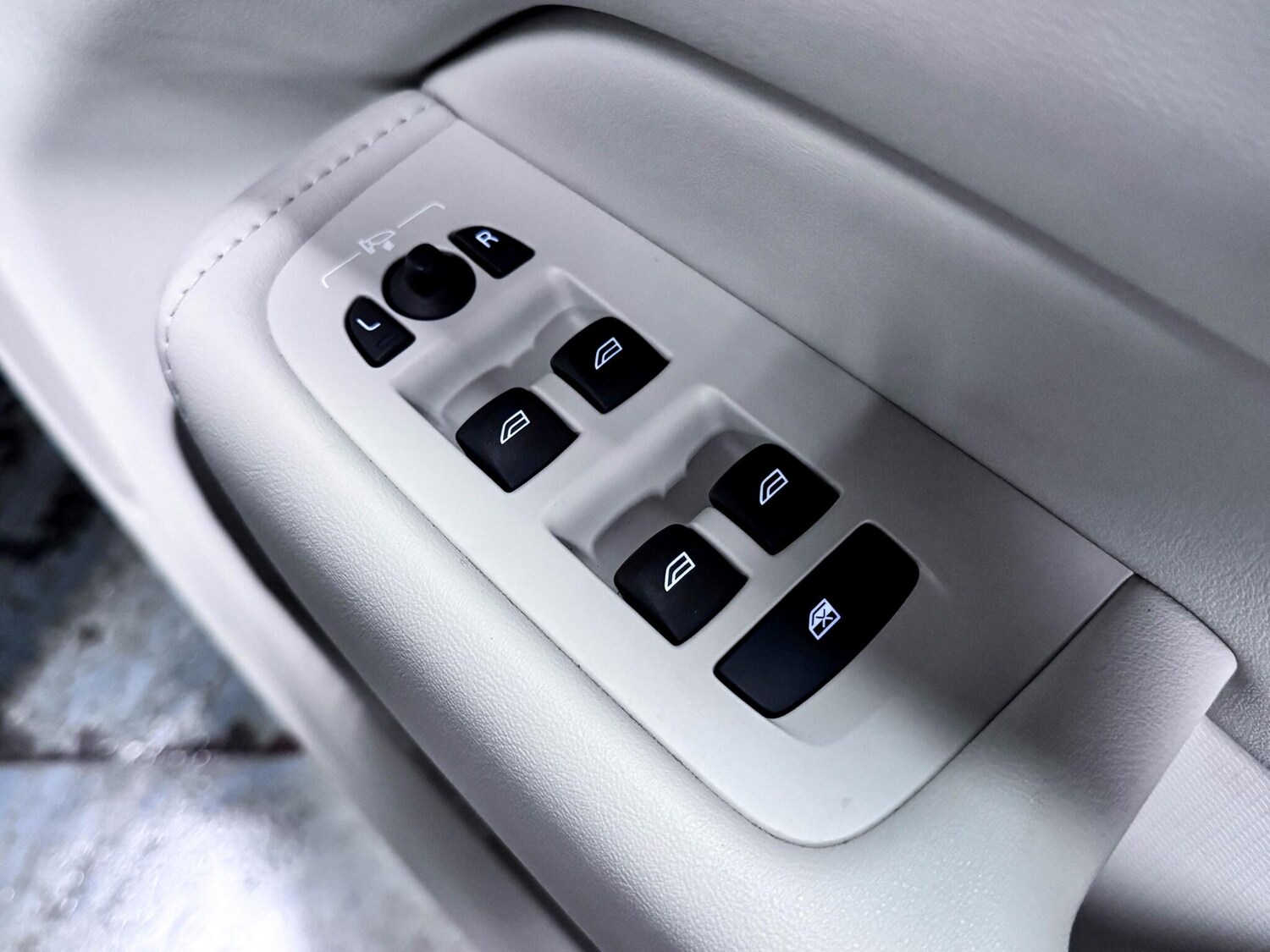 Used Volvo XC60 2021 for sale - 77377062: Photo 17