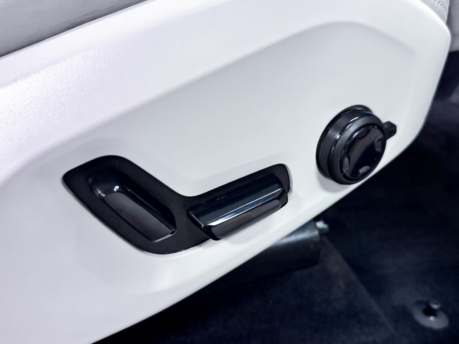 Used Volvo XC60 2021 for sale - 77377062: Photo 18