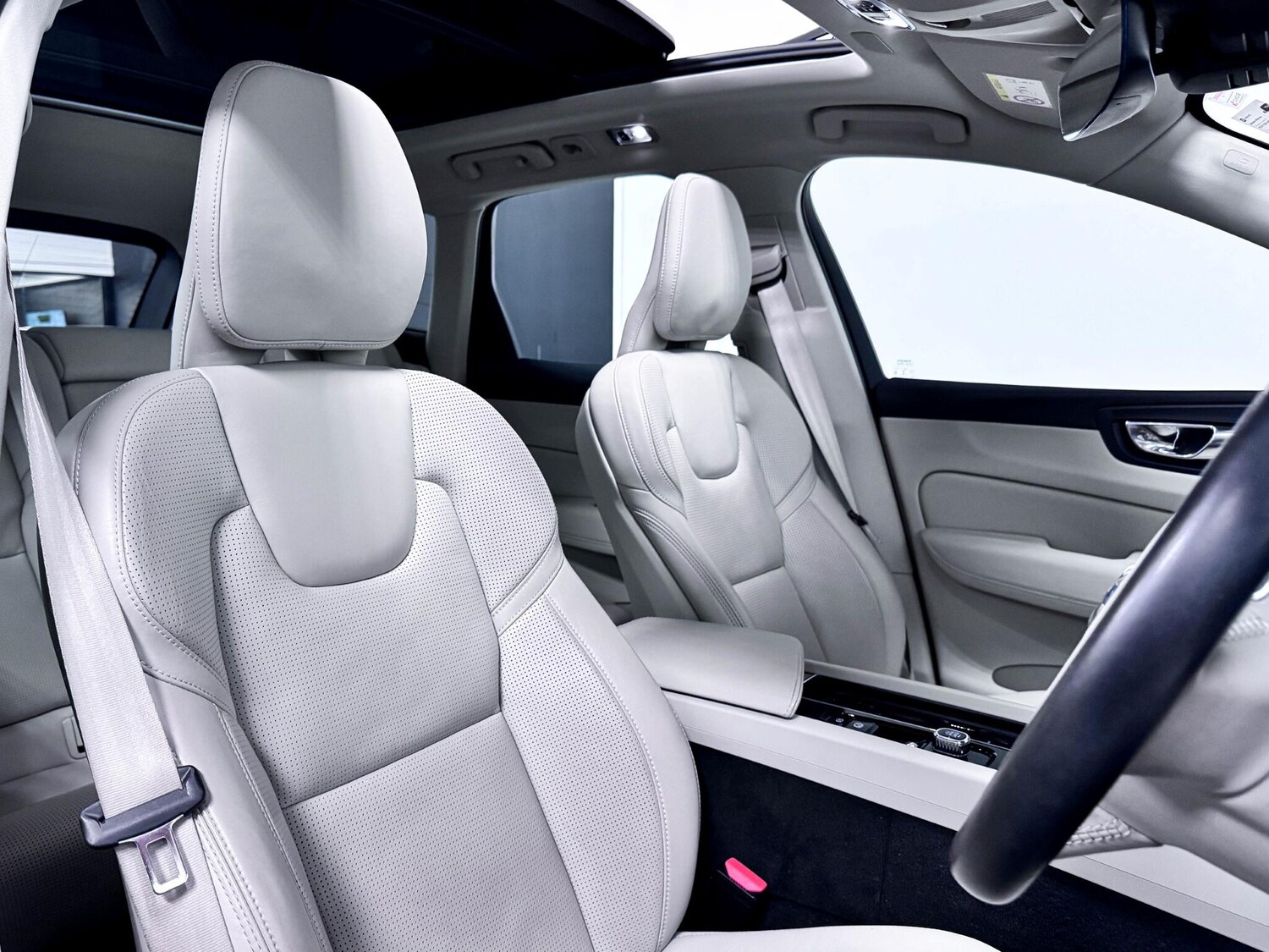 Used Volvo XC60 2021 for sale - 77377062: Photo 21