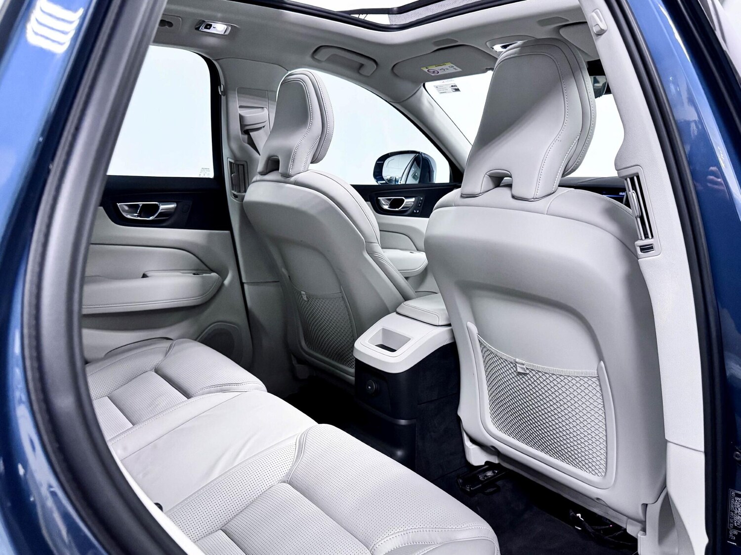 Used Volvo XC60 2021 for sale - 77377062: Photo 35