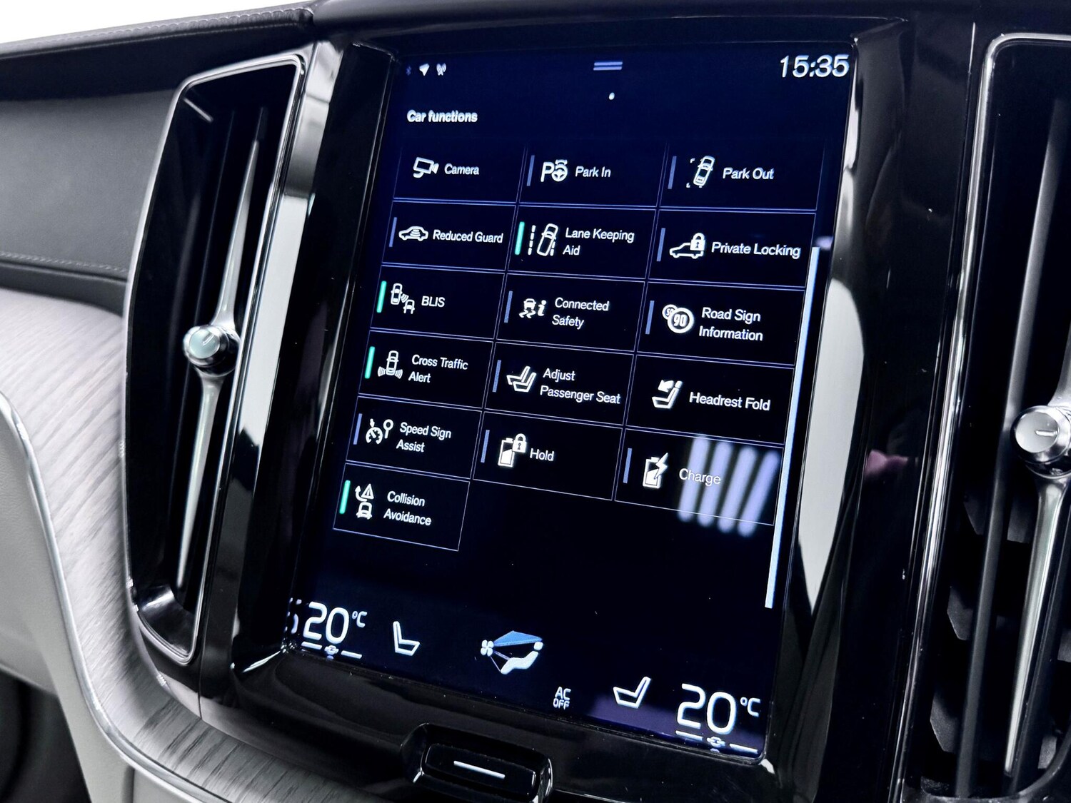 Used Volvo XC60 2021 for sale - 77377062: Photo 47