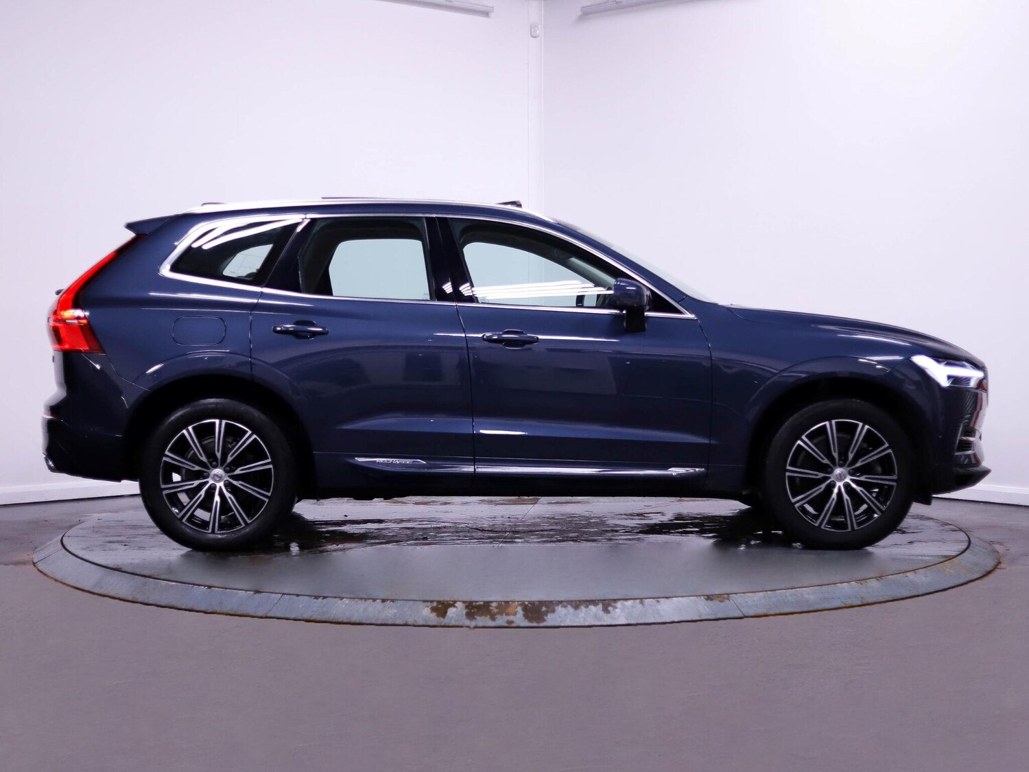 Used Volvo XC60 2021 for sale - 77377062: Photo 8