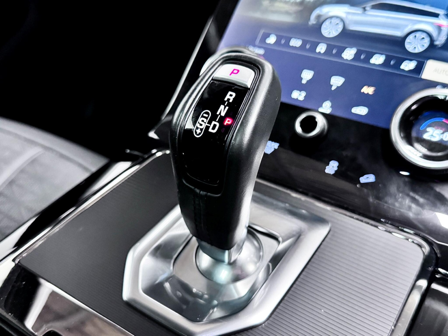 Used Land Rover Range Rover Evoque 2021 for sale - 77646222: Photo 30