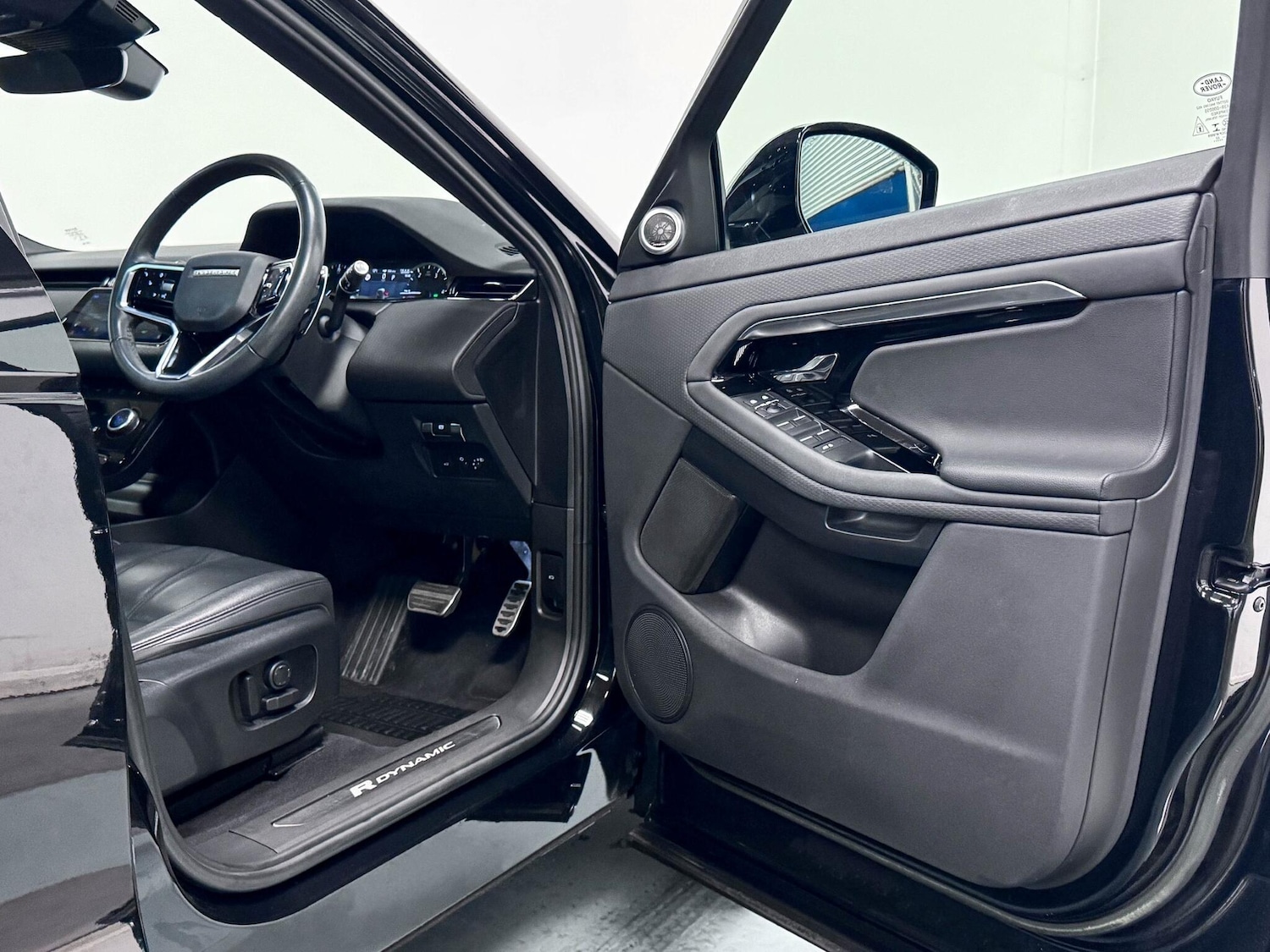 Used Land Rover Range Rover Evoque 2022 for sale - 76472156: Photo 14