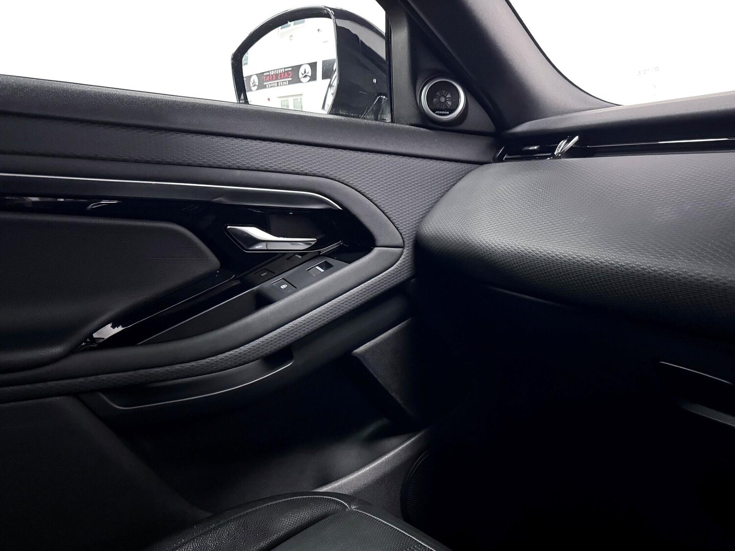 Used Land Rover Range Rover Evoque 2022 for sale - 76472156: Photo 27