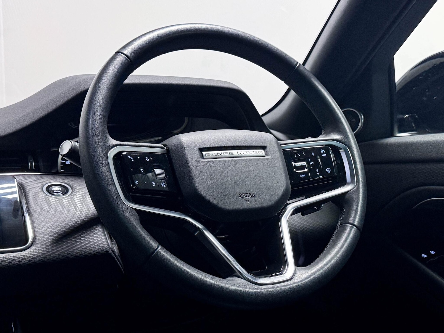 Used Land Rover Range Rover Evoque 2022 for sale - 76472156: Photo 34