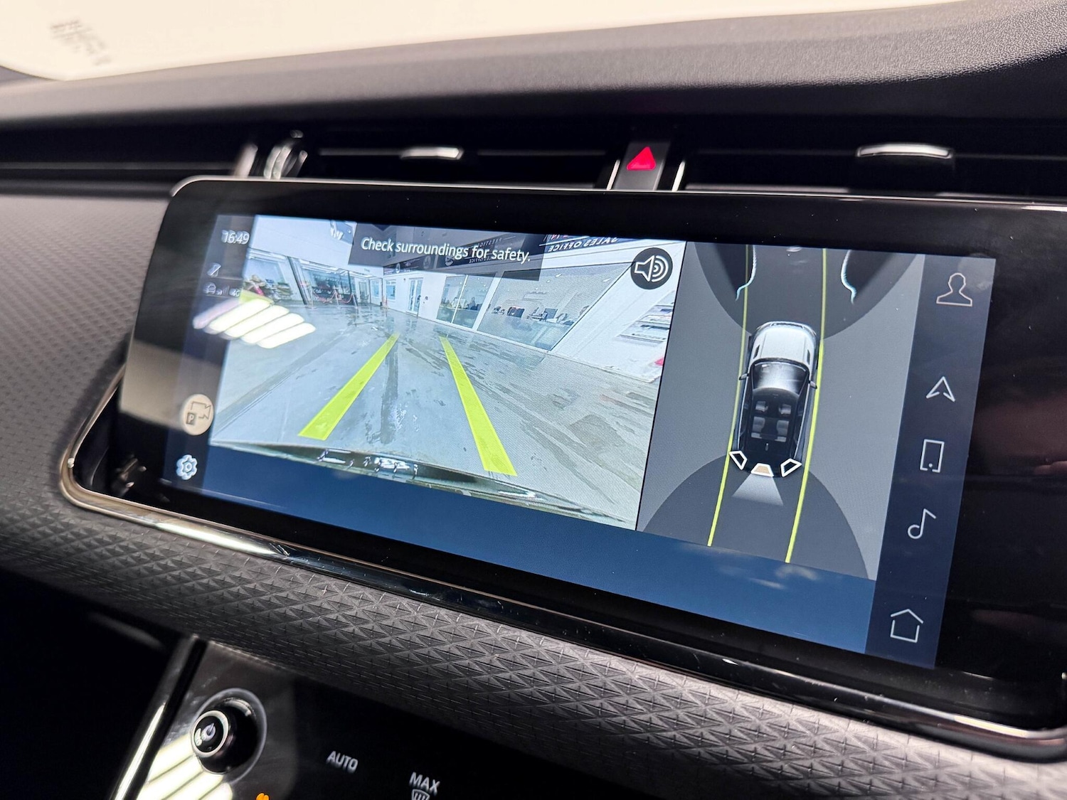 Used Land Rover Range Rover Evoque 2022 for sale - 76472156: Photo 40