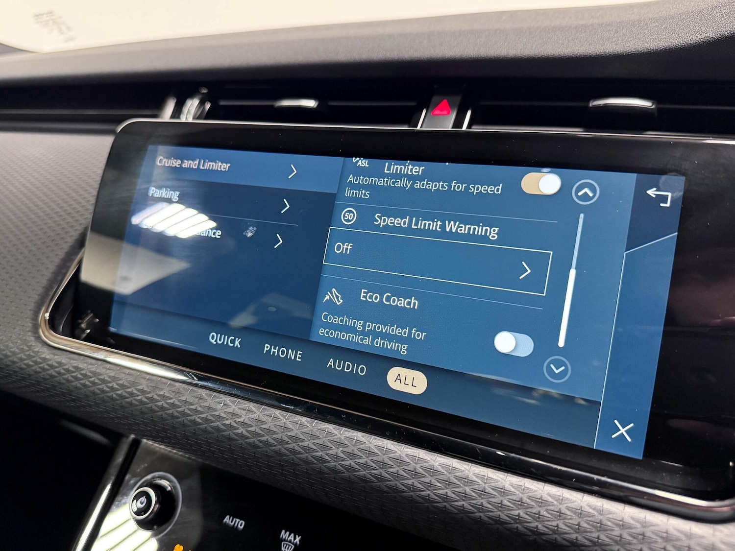 Used Land Rover Range Rover Evoque 2022 for sale - 76472156: Photo 45