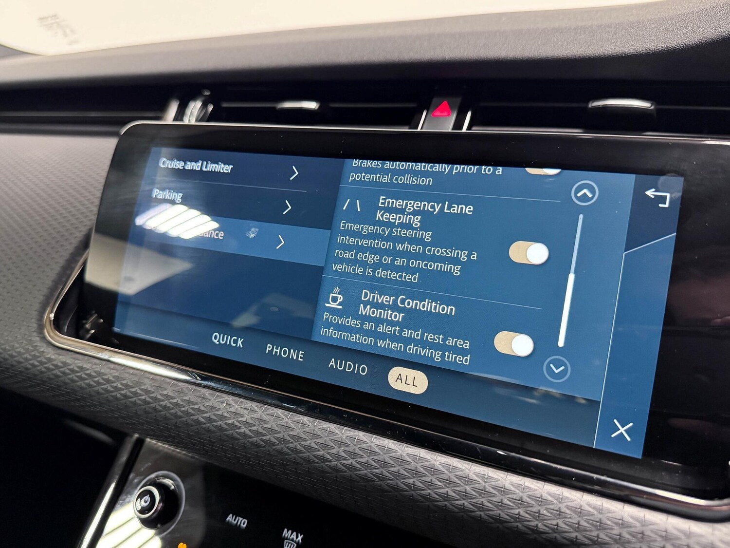 Used Land Rover Range Rover Evoque 2022 for sale - 76472156: Photo 48