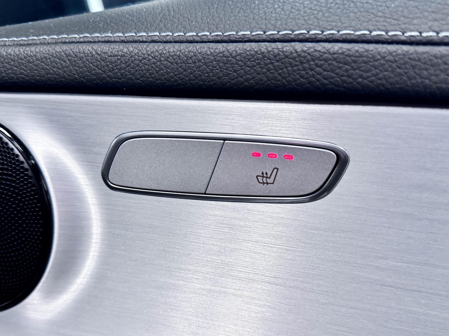 Used Mercedes-Benz GLC 2022 for sale - 77550443: Photo 16