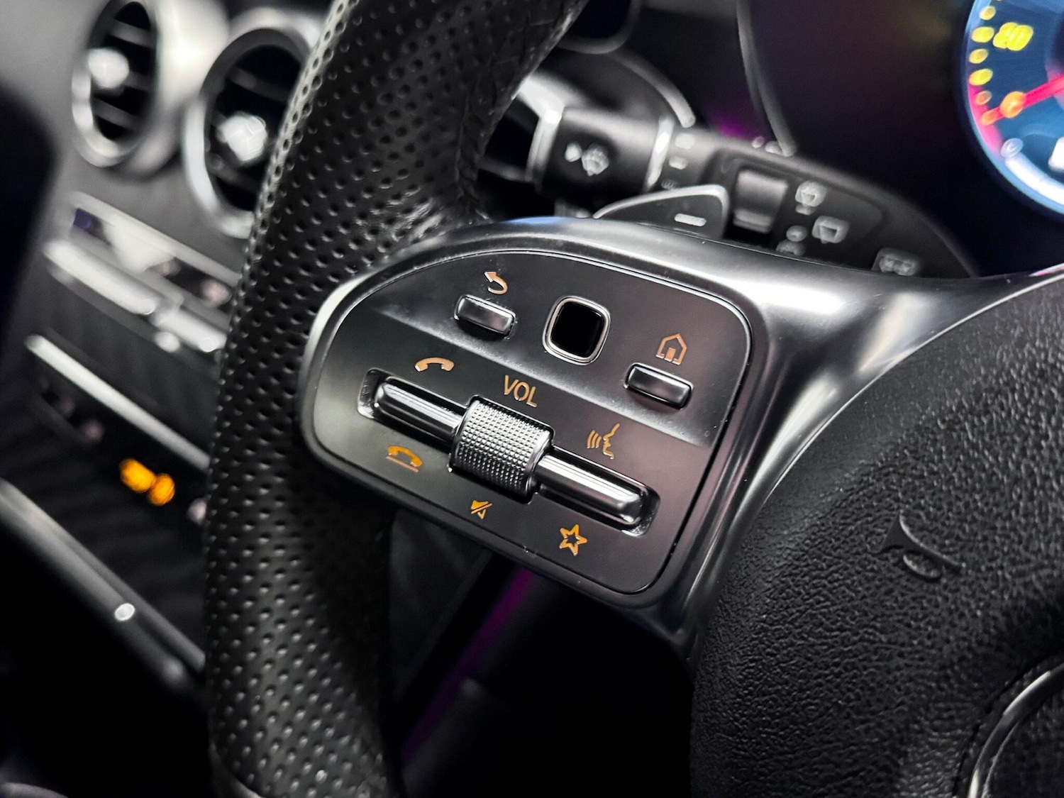 Used Mercedes-Benz GLC 2022 for sale - 77550443: Photo 34