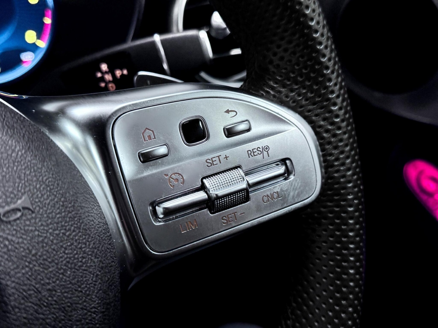 Used Mercedes-Benz GLC 2022 for sale - 77550443: Photo 36