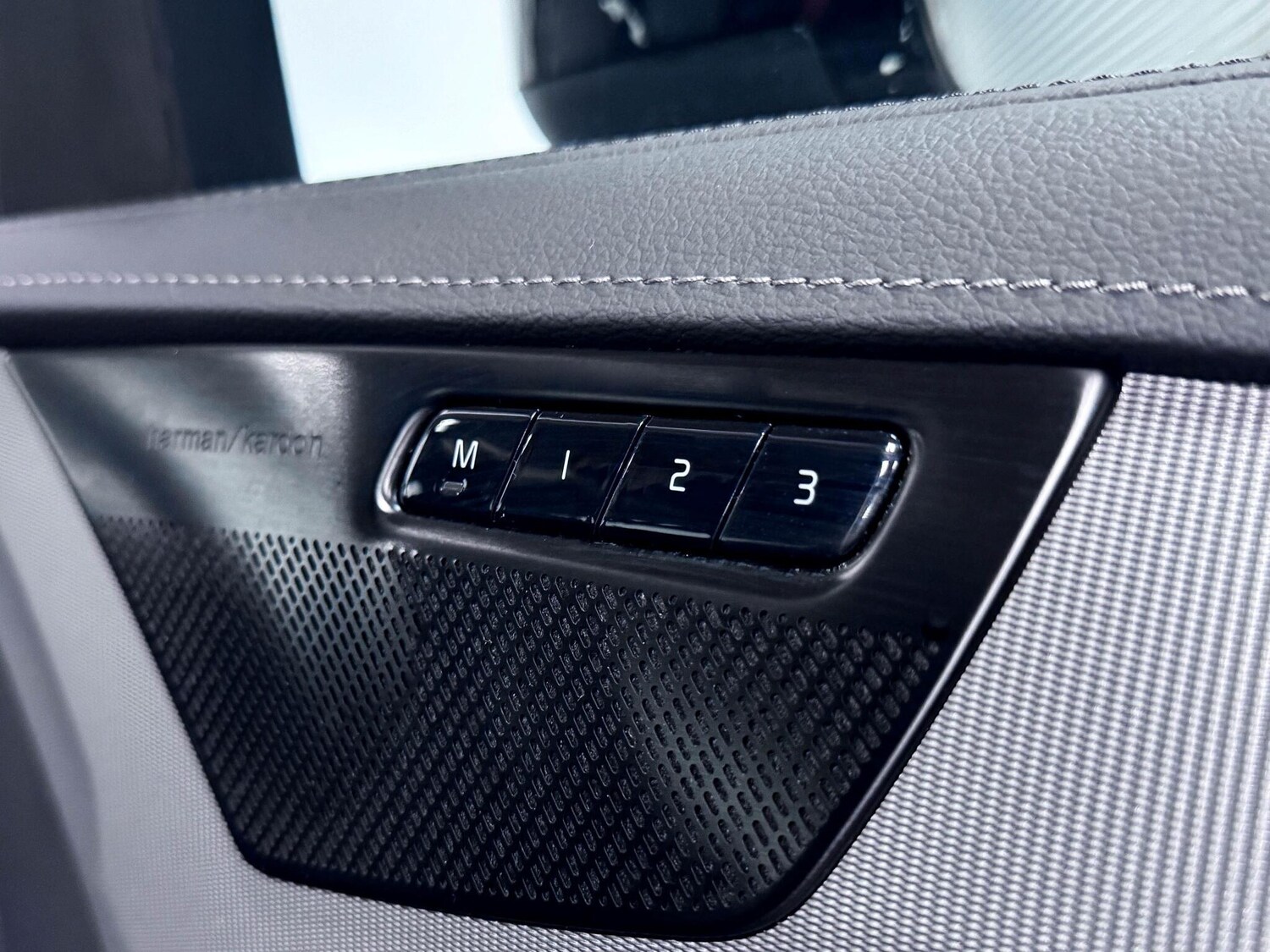 Used Volvo XC90 for sale - 77737953: Photo 17