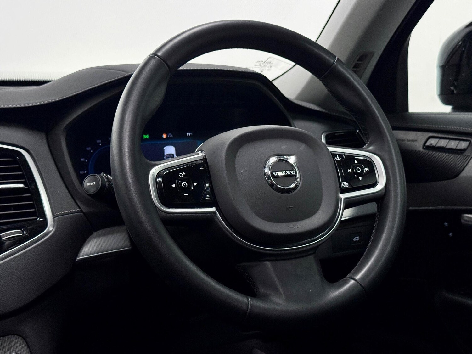 Used Volvo XC90 for sale - 77737953: Photo 38