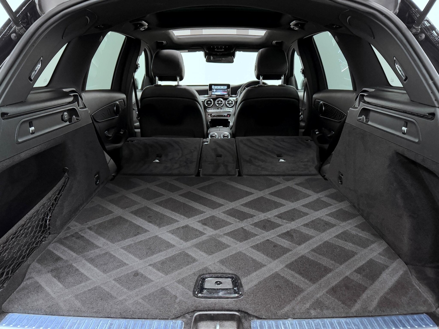 Used Mercedes-Benz GLC 2018 for sale - 76239643: Photo 13