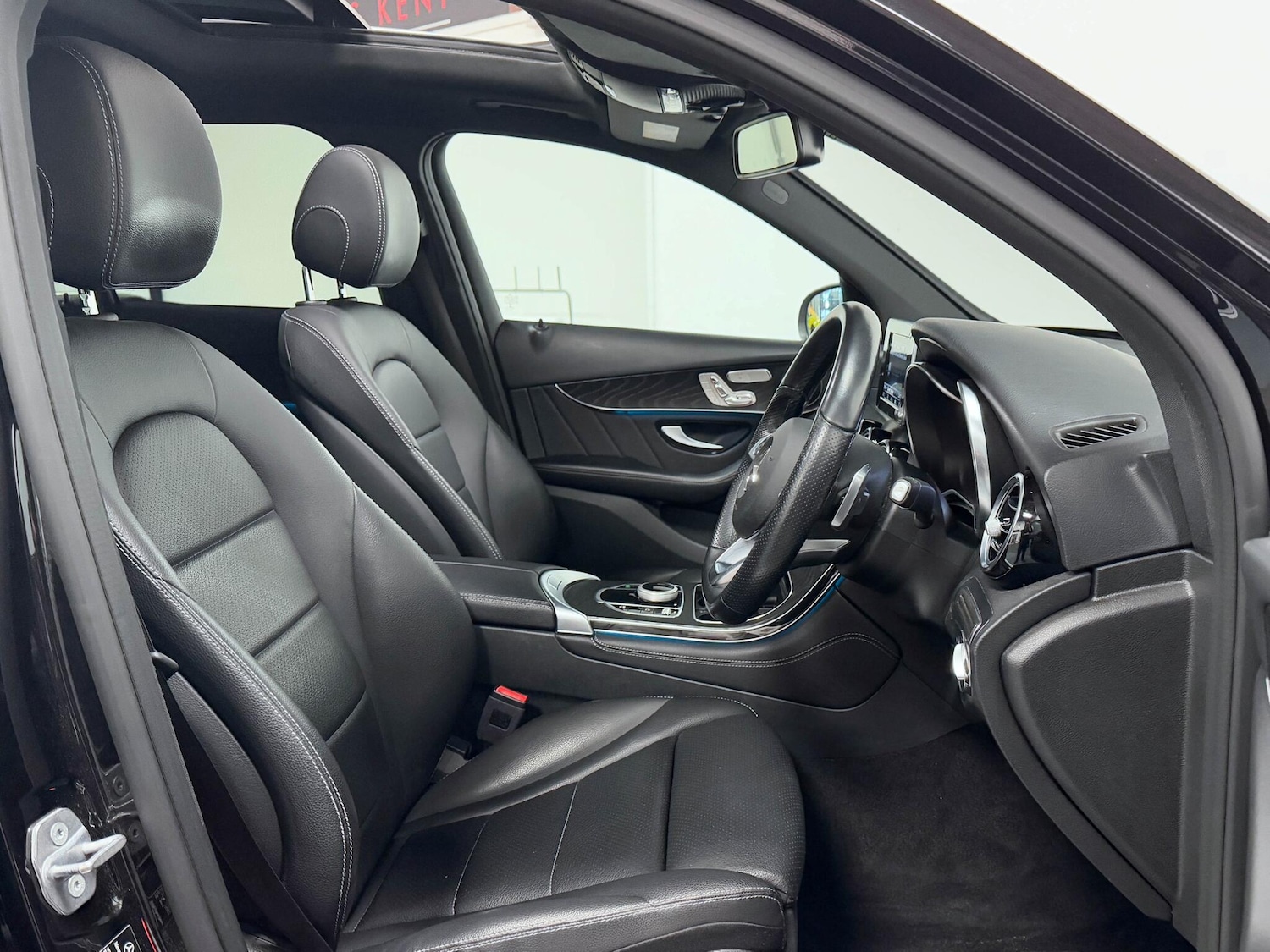 Used Mercedes-Benz GLC 2018 for sale - 76239643: Photo 22