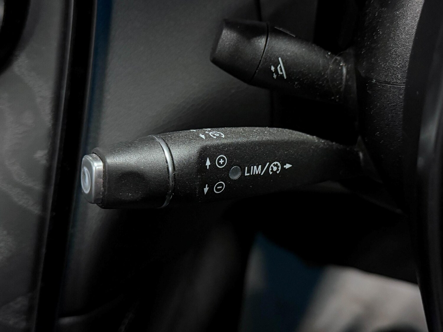 Used Mercedes-Benz GLC 2018 for sale - 76239643: Photo 35