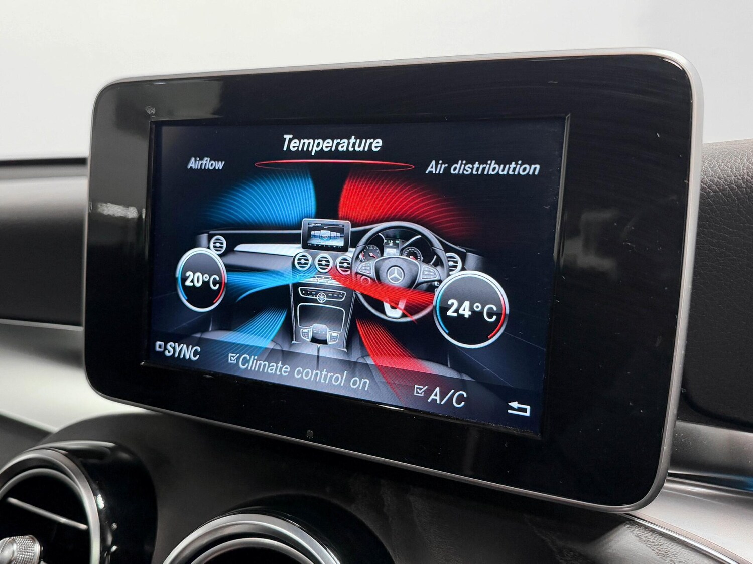 Used Mercedes-Benz GLC 2018 for sale - 76239643: Photo 47