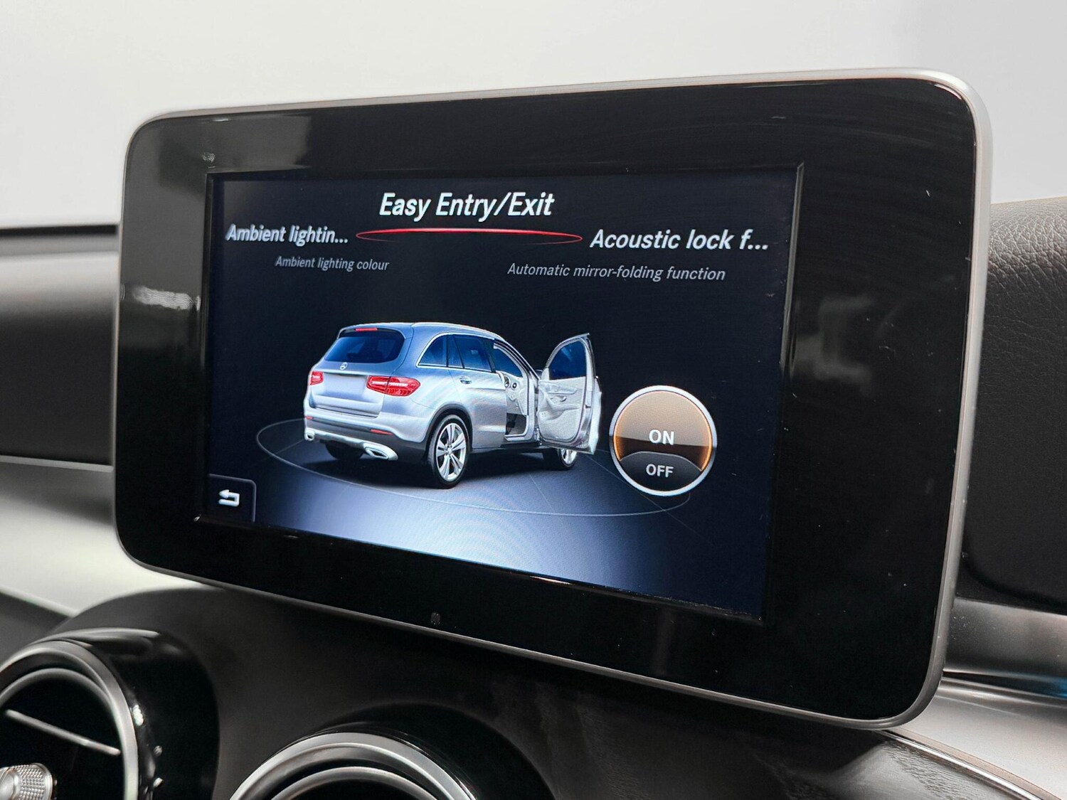 Used Mercedes-Benz GLC 2018 for sale - 76239643: Photo 54