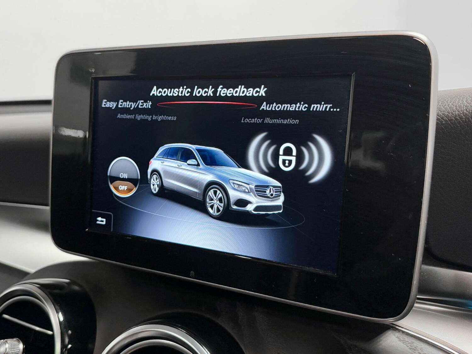 Used Mercedes-Benz GLC 2018 for sale - 76239643: Photo 55