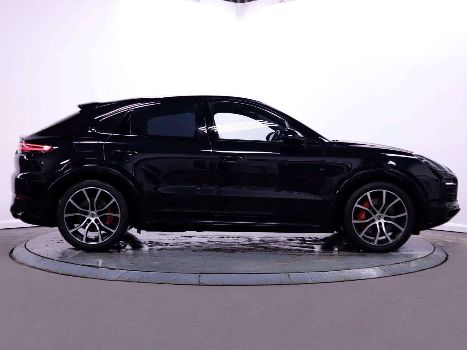 Used Porsche Cayenne 2020 for sale - 77612001: Photo 11