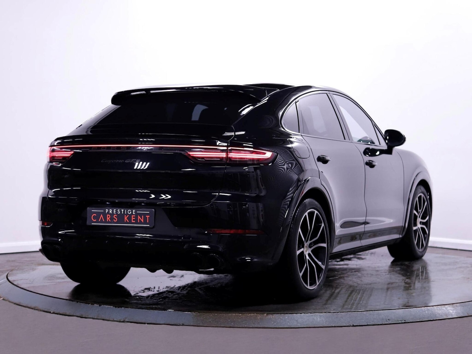 Used Porsche Cayenne 2020 for sale - 77612001: Photo 12