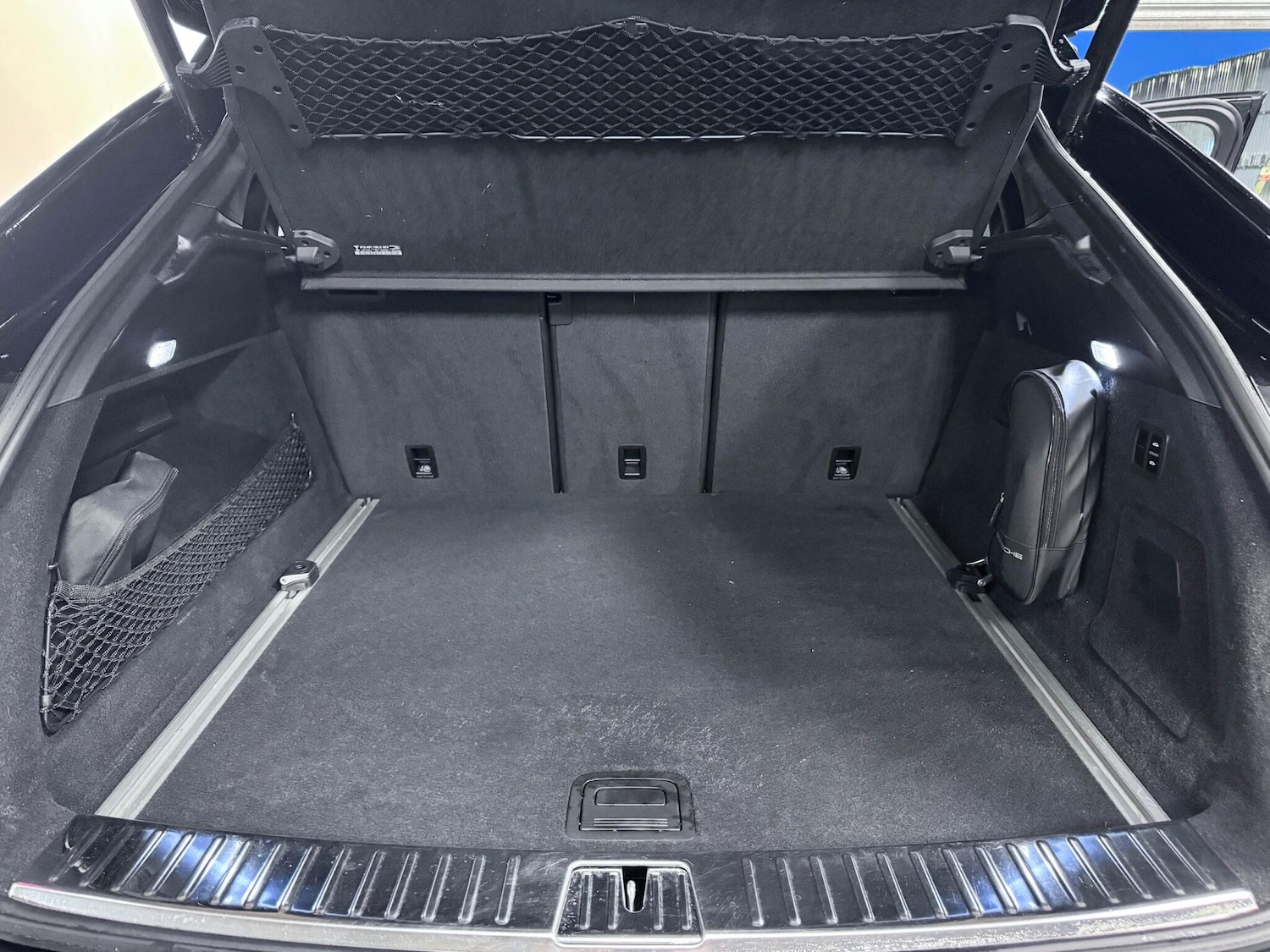 Used Porsche Cayenne 2020 for sale - 77612001: Photo 16