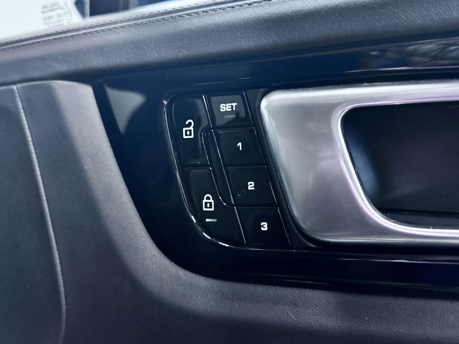 Used Porsche Cayenne 2020 for sale - 77612001: Photo 21