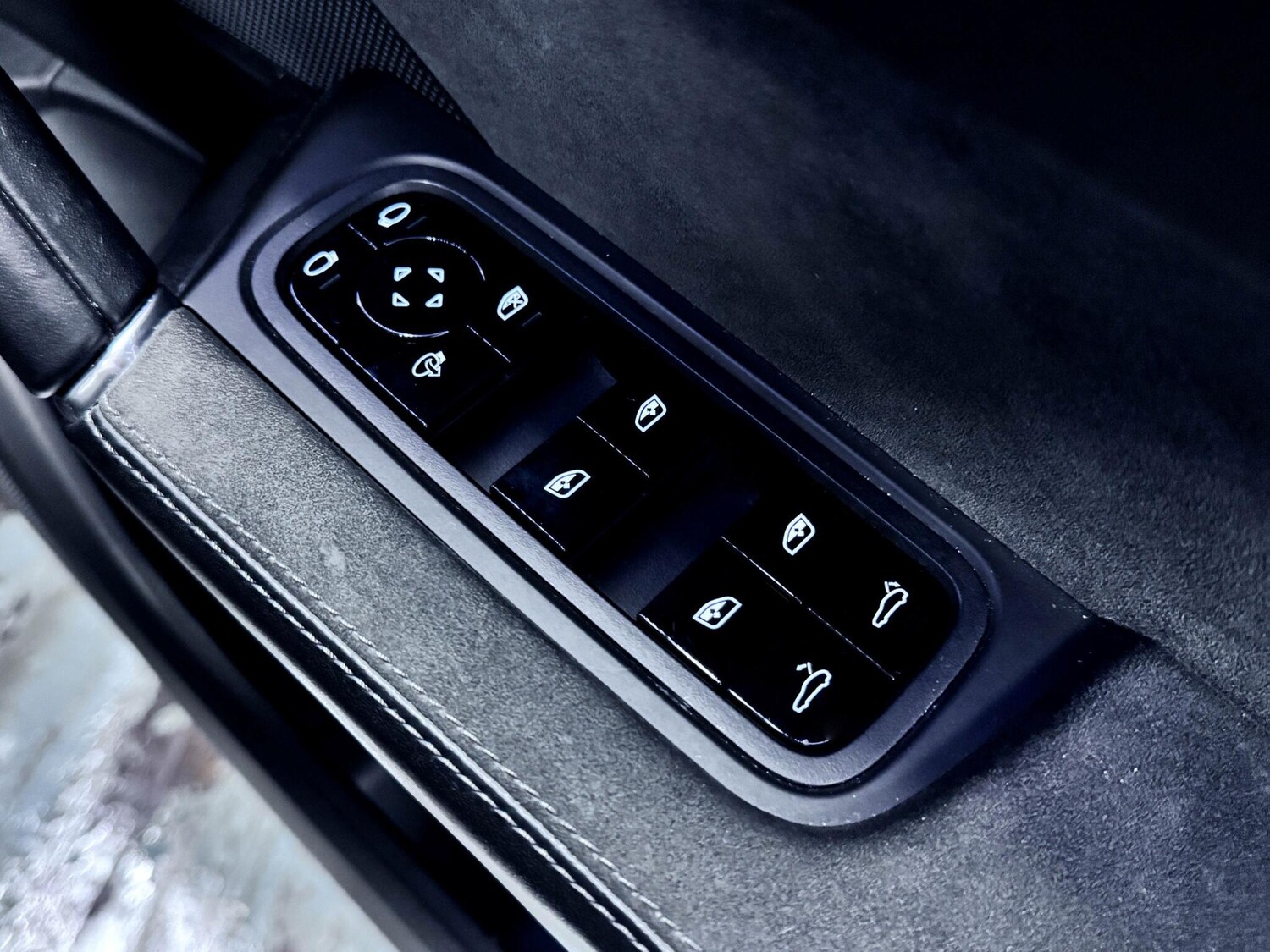 Used Porsche Cayenne 2020 for sale - 77612001: Photo 22