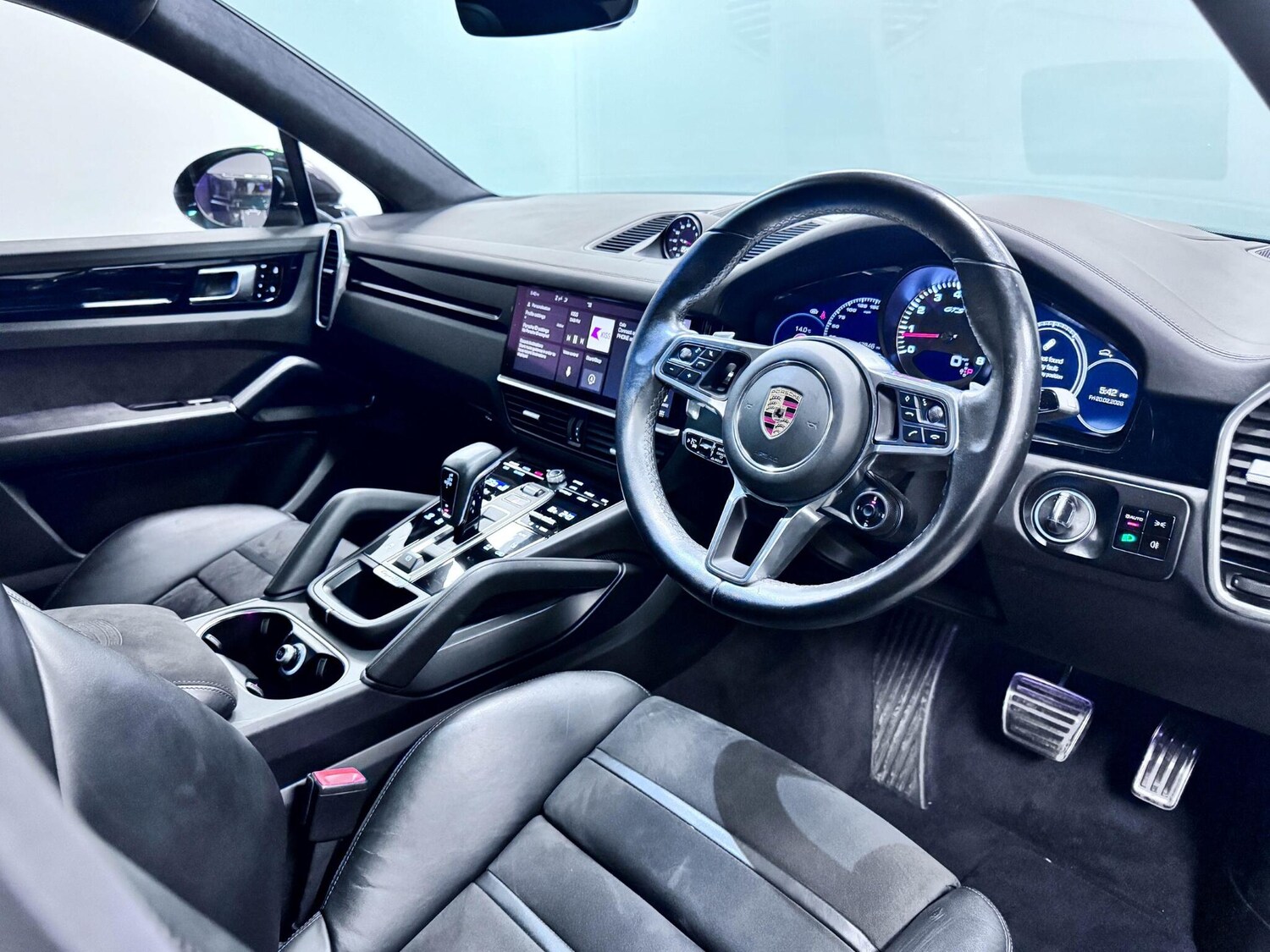 Used Porsche Cayenne 2020 for sale - 77612001: Photo 26