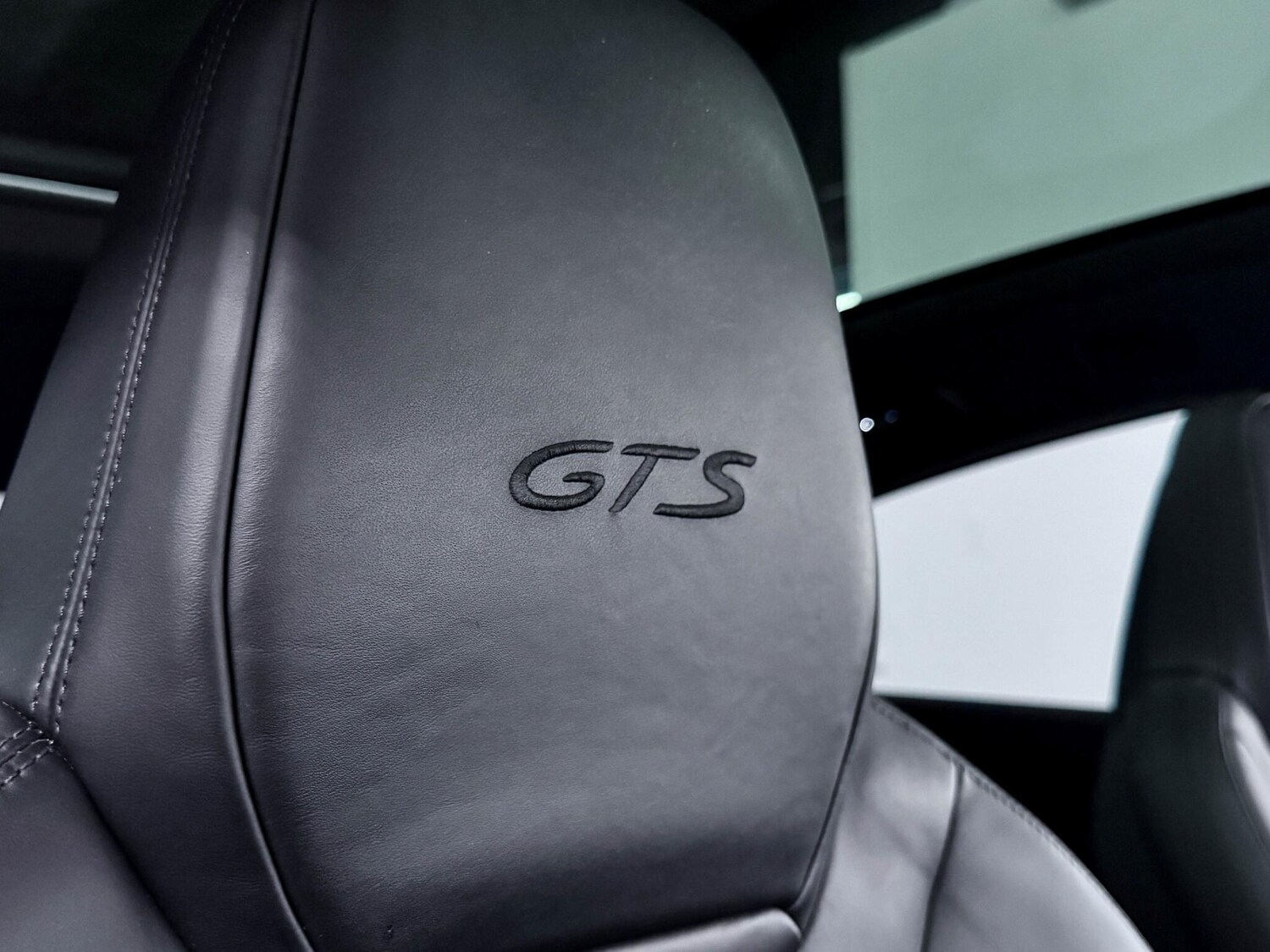 Used Porsche Cayenne 2020 for sale - 77612001: Photo 29