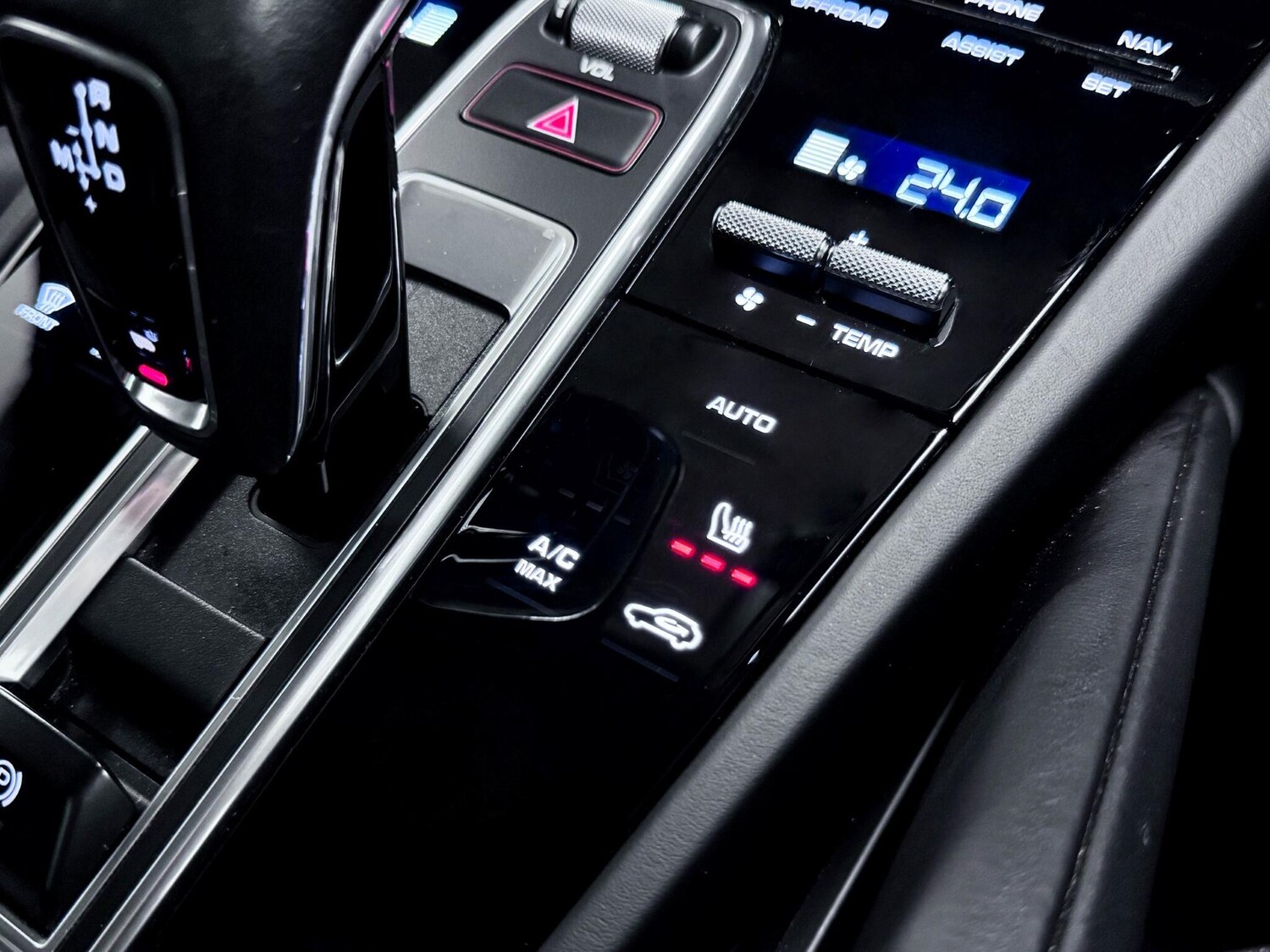 Used Porsche Cayenne 2020 for sale - 77612001: Photo 40