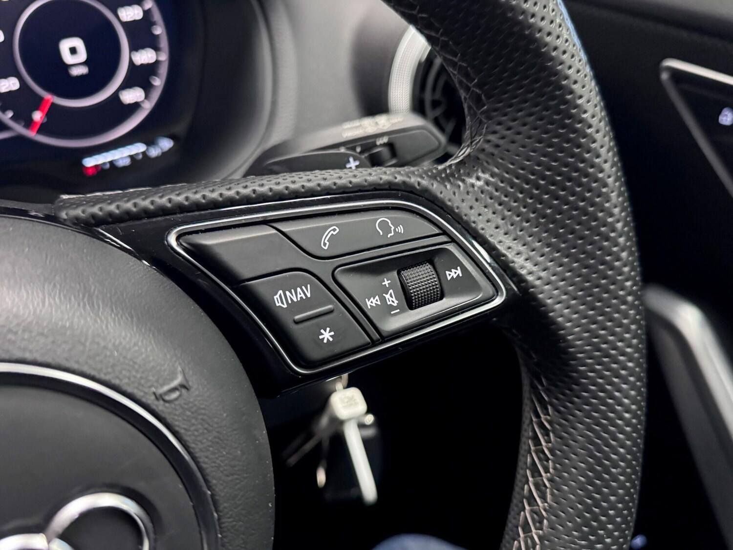 Used Audi Q2 2021 for sale - 76952433: Photo 36