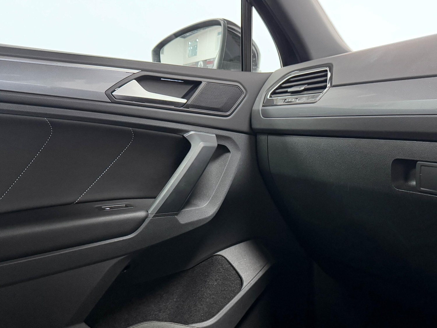 Used Volkswagen Tiguan 2020 for sale - 75965067: Photo 29