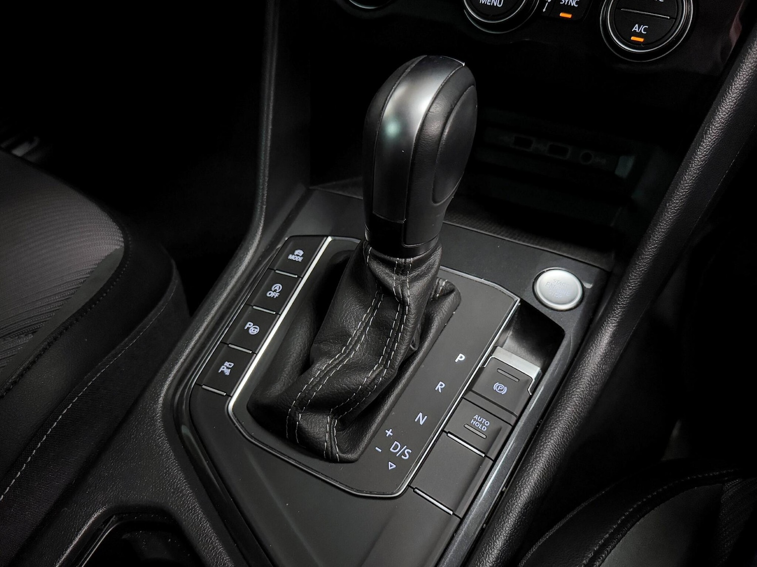 Used Volkswagen Tiguan 2020 for sale - 75965067: Photo 32