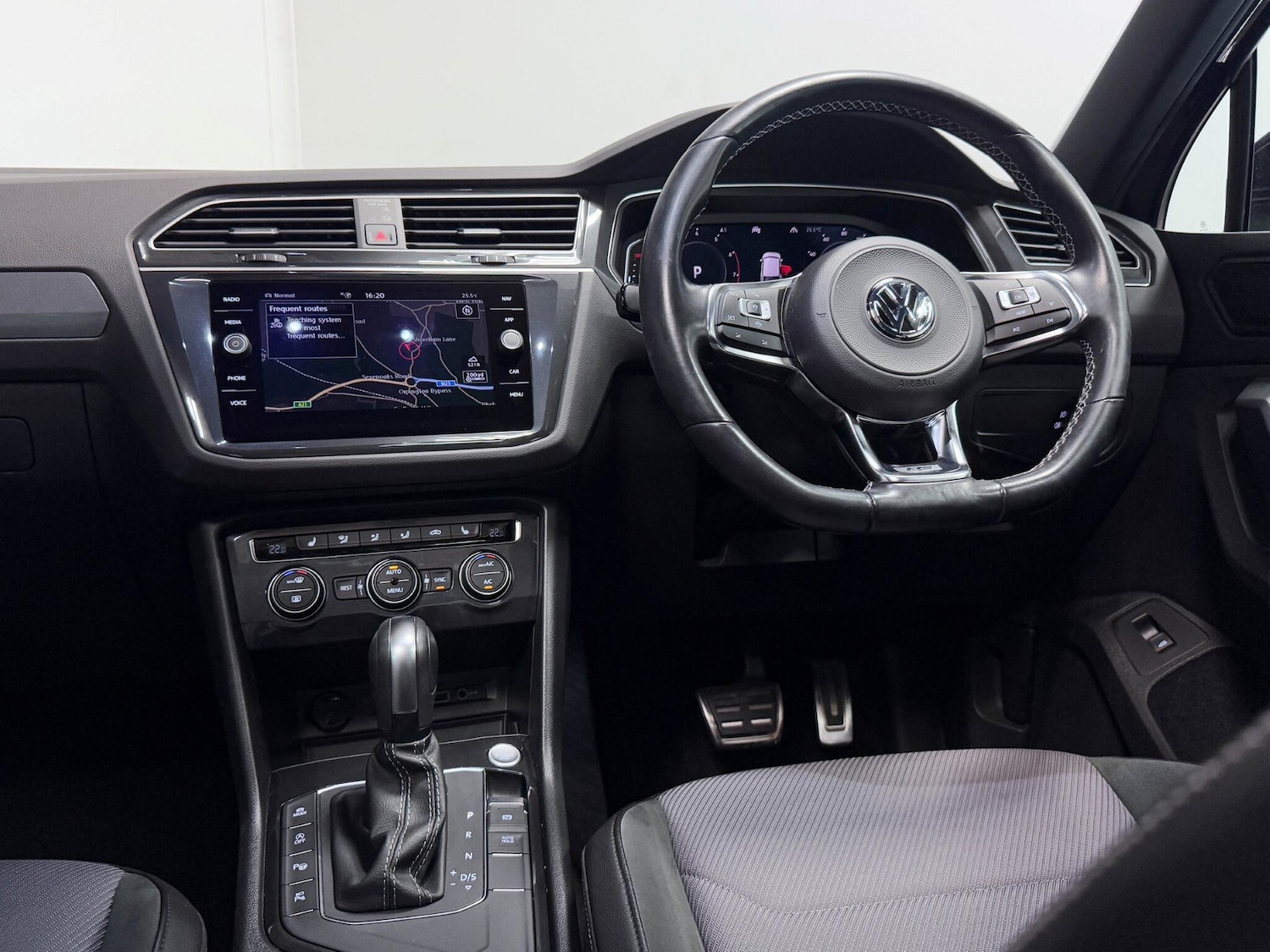 Used Volkswagen Tiguan 2020 for sale - 75965067: Photo 36