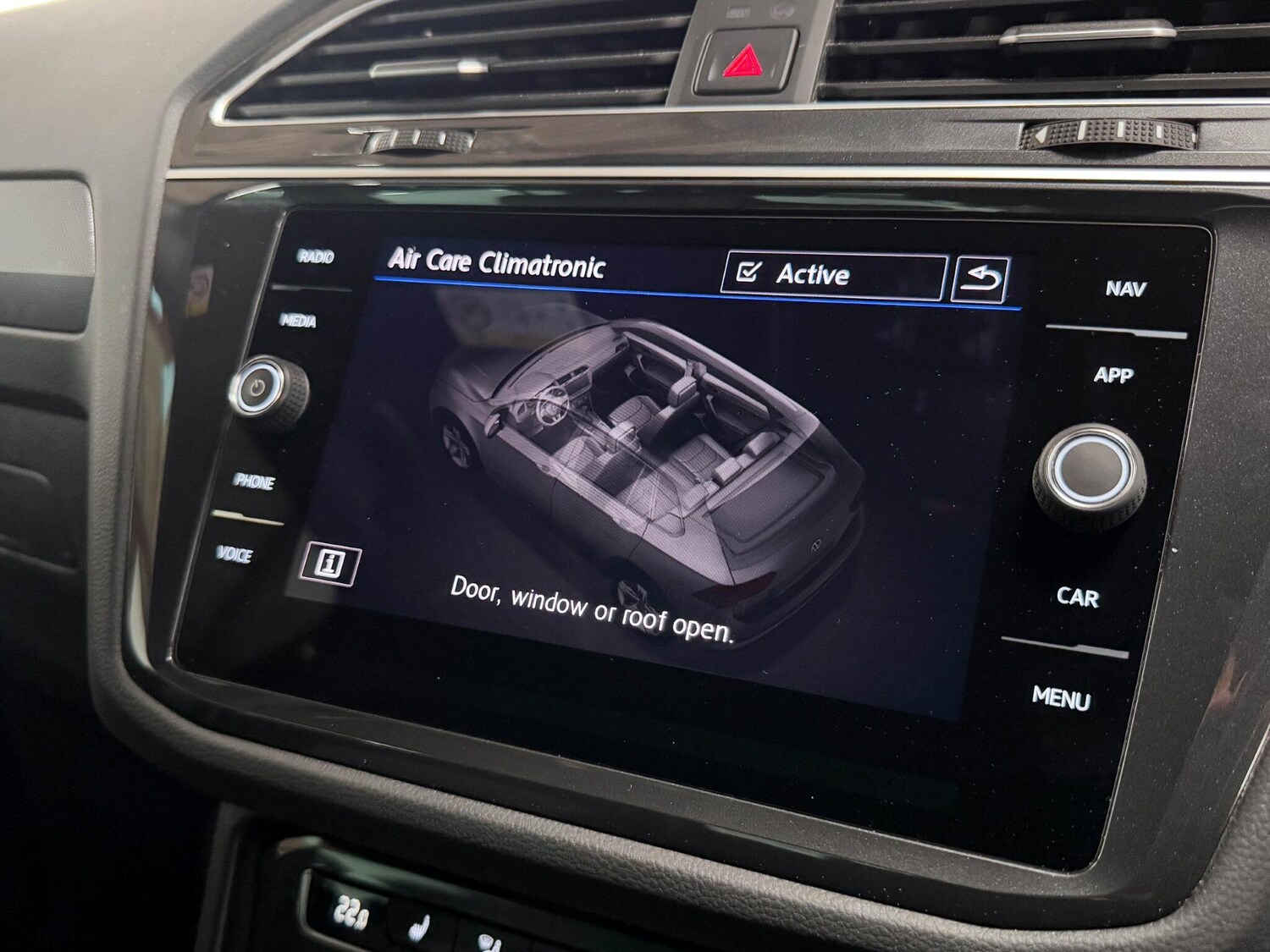 Used Volkswagen Tiguan 2020 for sale - 75965067: Photo 57