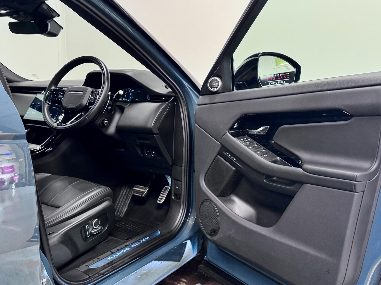 Used Land Rover Range Rover Evoque 2024 for sale - 77456211: Photo 14