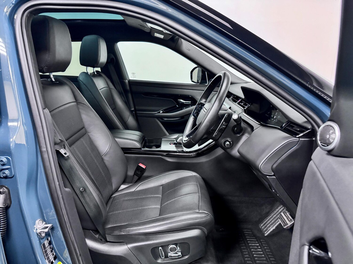 Used Land Rover Range Rover Evoque 2024 for sale - 77456211: Photo 21