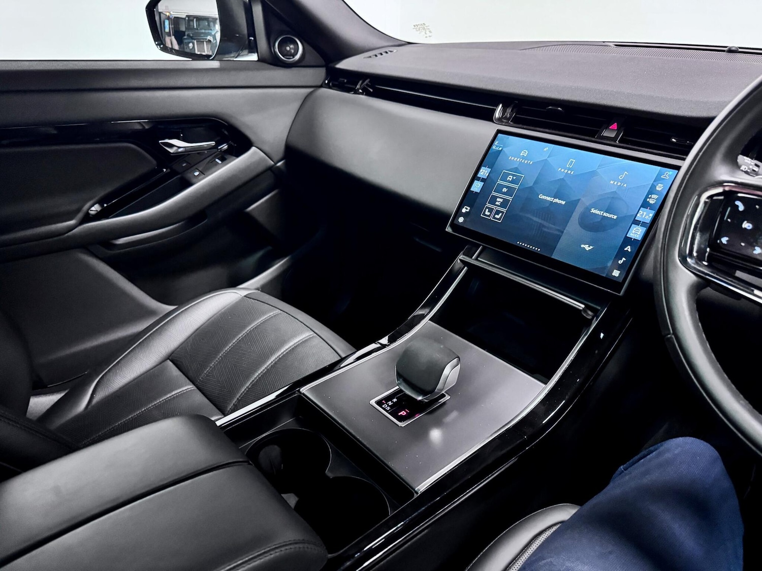 Used Land Rover Range Rover Evoque 2024 for sale - 77456211: Photo 26