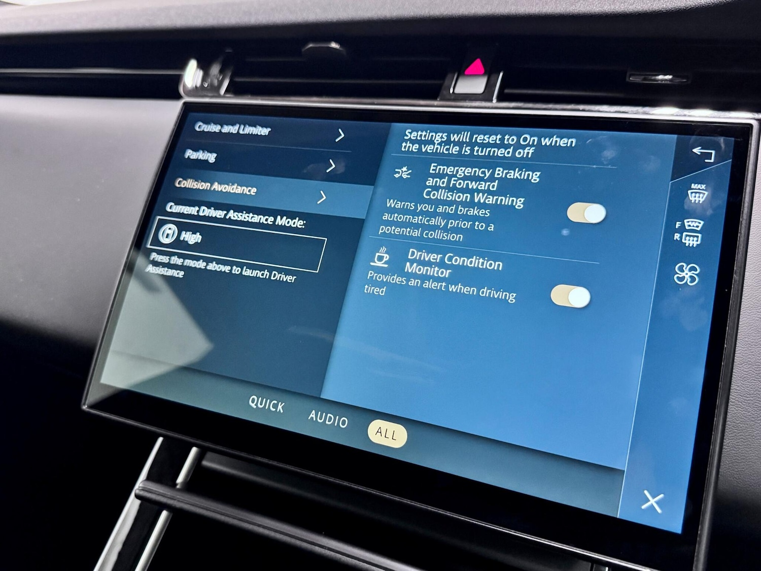 Used Land Rover Range Rover Evoque 2024 for sale - 77456211: Photo 45