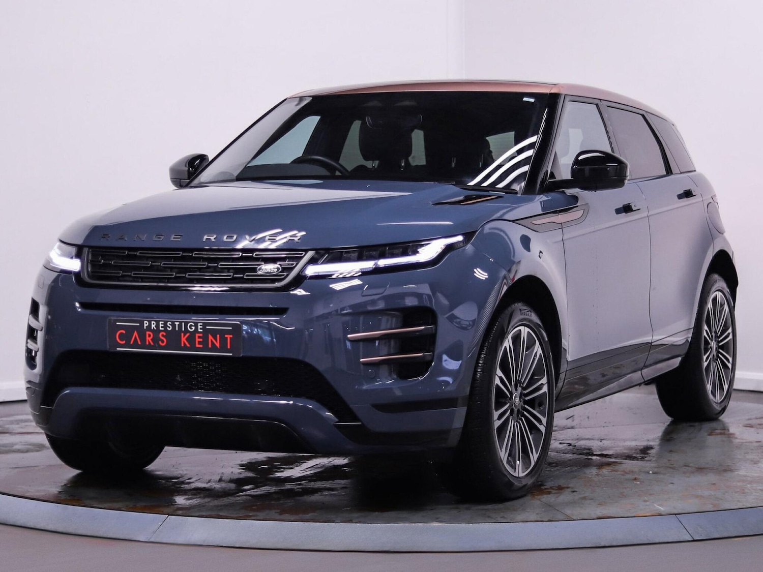 Used Land Rover Range Rover Evoque 2024 for sale - 77456211: Photo 6