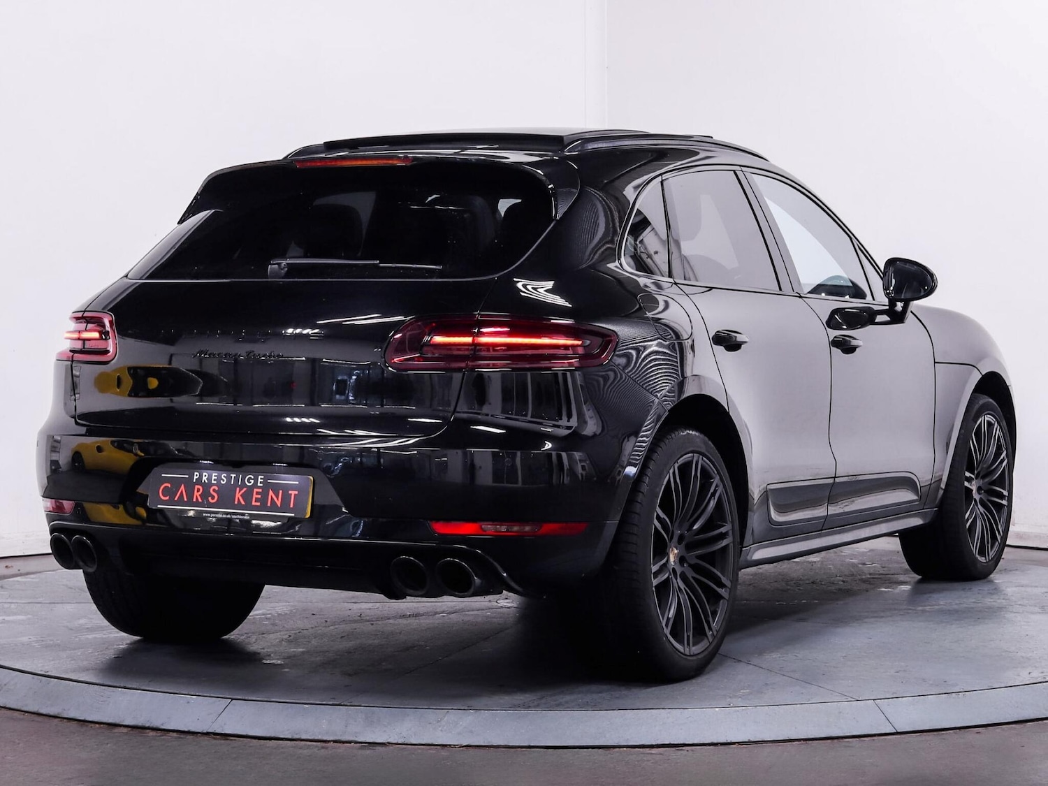 Used Porsche Macan 2018 for sale - 77040917: Photo 11