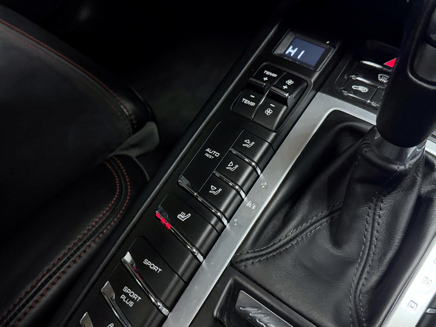 Used Porsche Macan 2018 for sale - 77040917: Photo 37