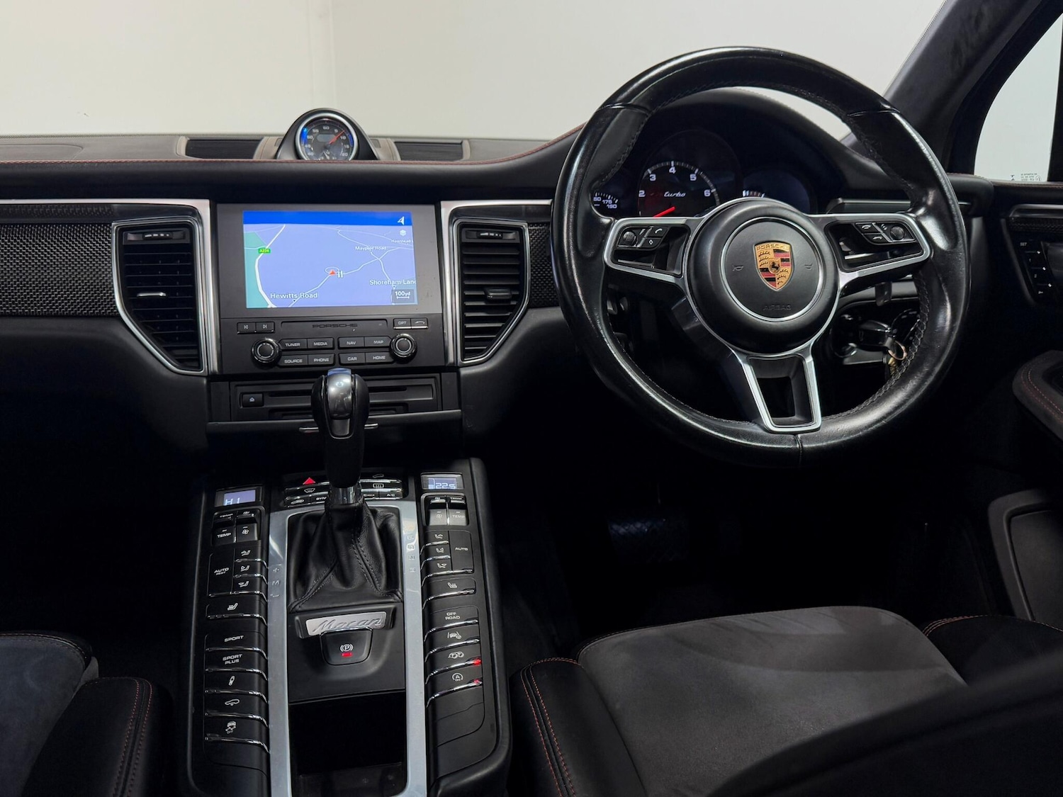 Used Porsche Macan 2018 for sale - 77040917: Photo 42