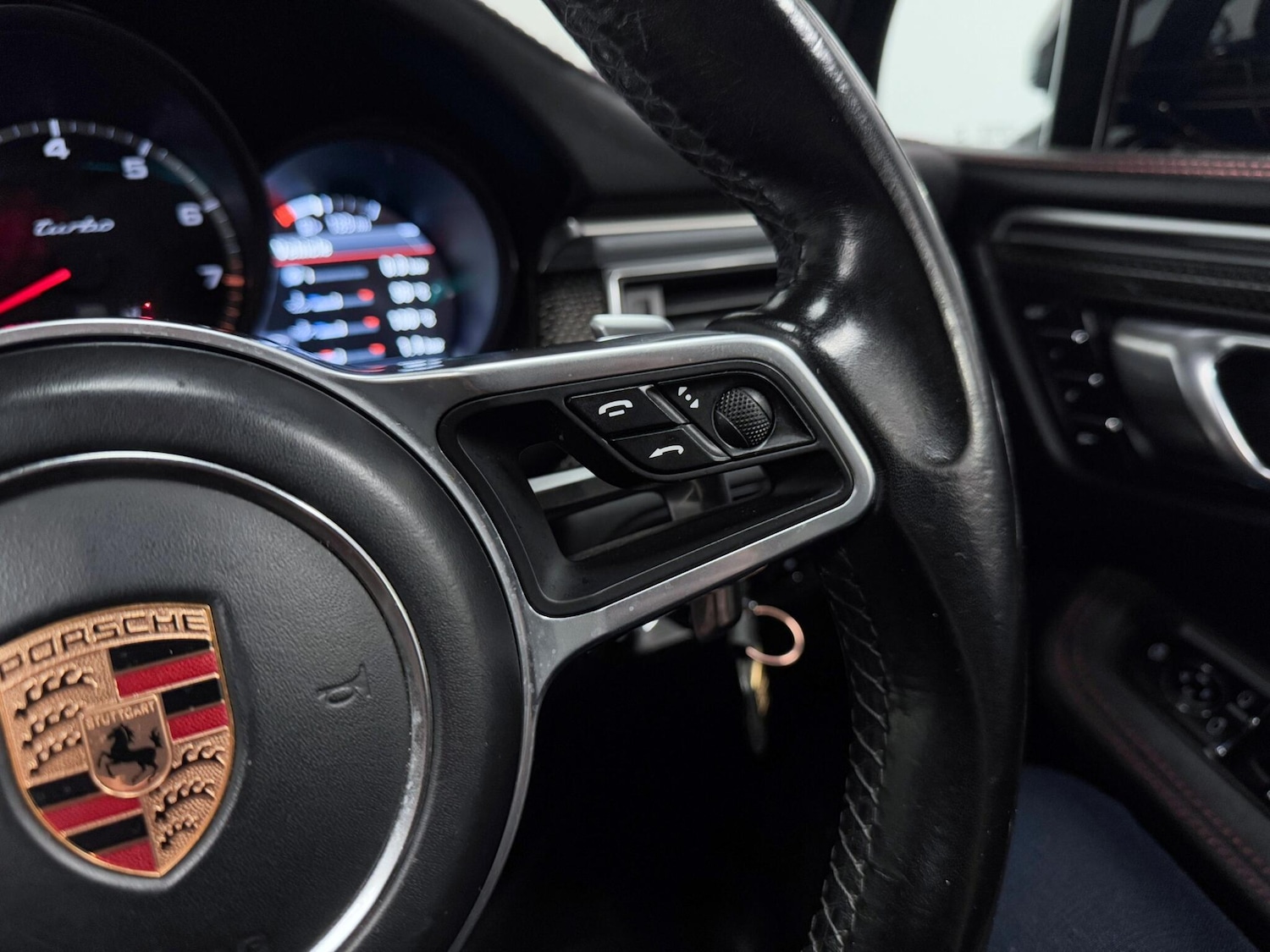 Used Porsche Macan 2018 for sale - 77040917: Photo 47