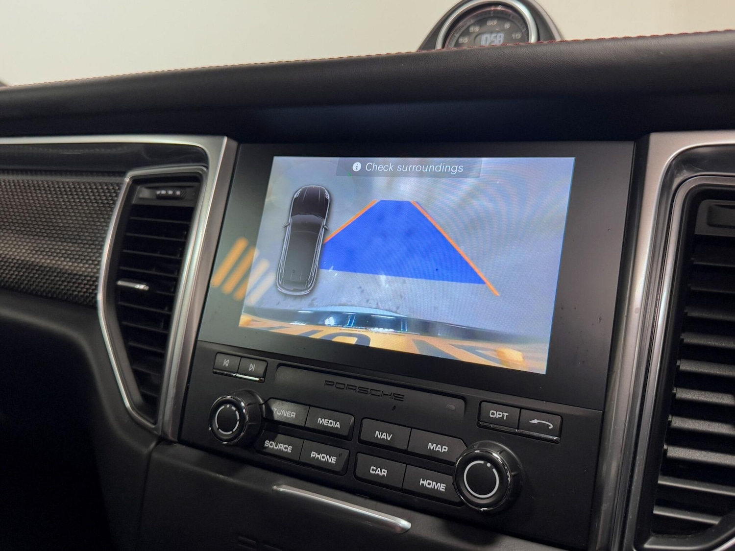 Used Porsche Macan 2018 for sale - 77040917: Photo 49