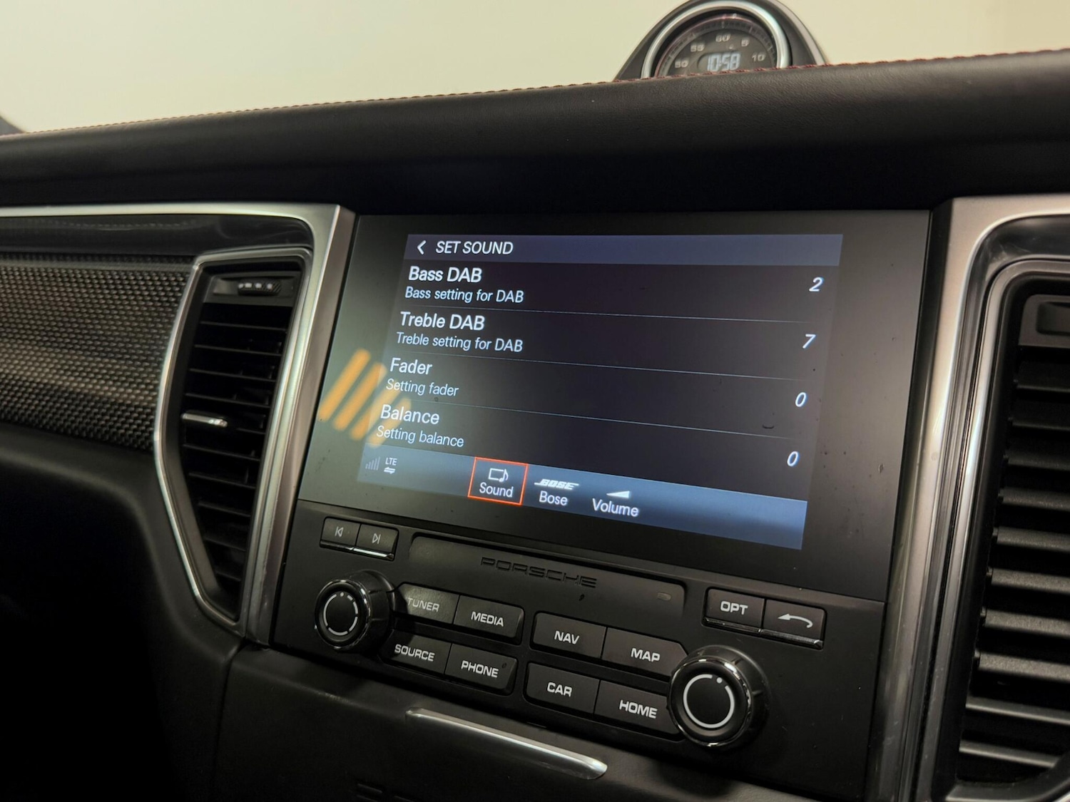 Used Porsche Macan 2018 for sale - 77040917: Photo 57