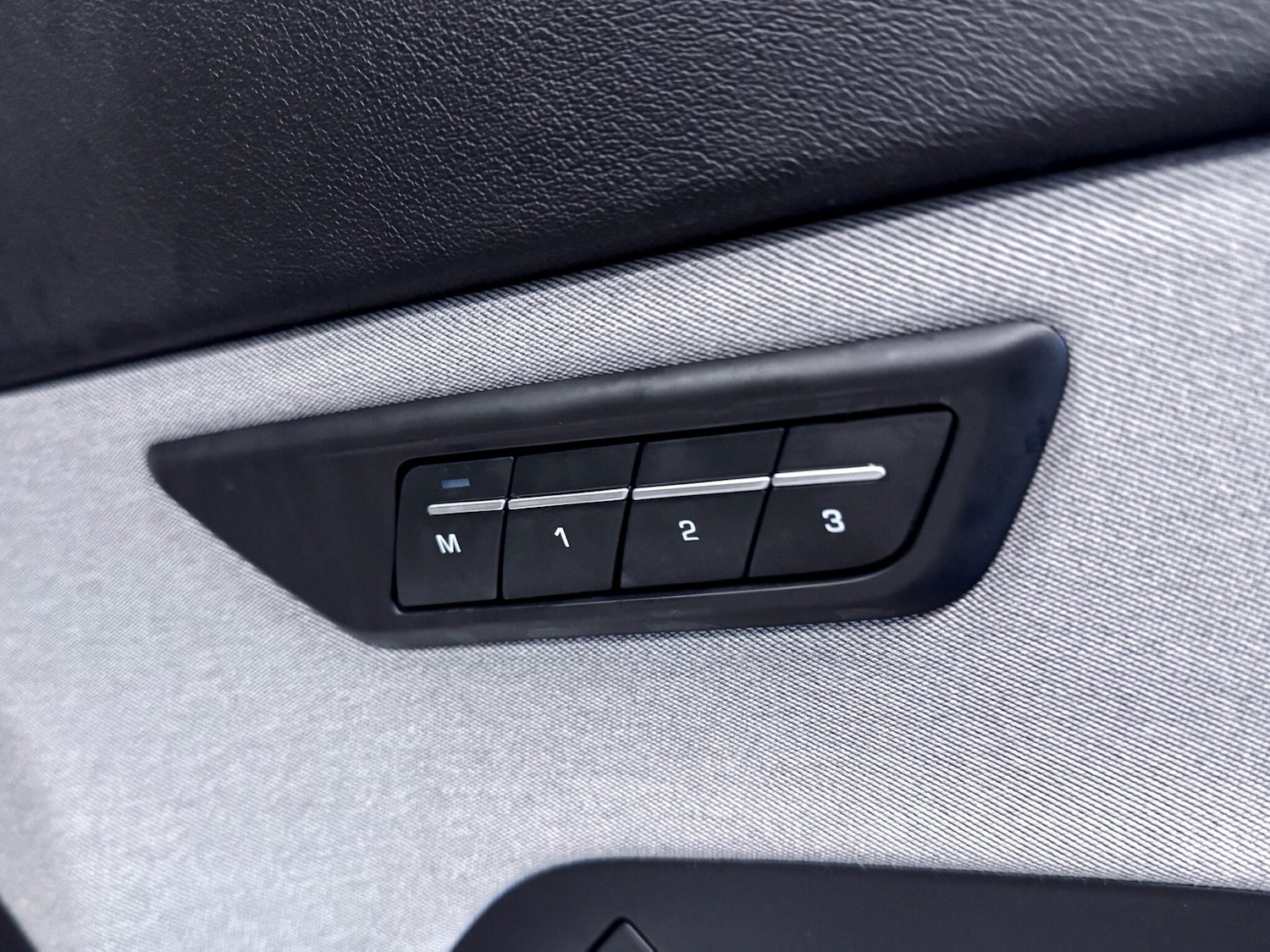 Used Jaguar E-Pace 2022 for sale - 76839422: Photo 16